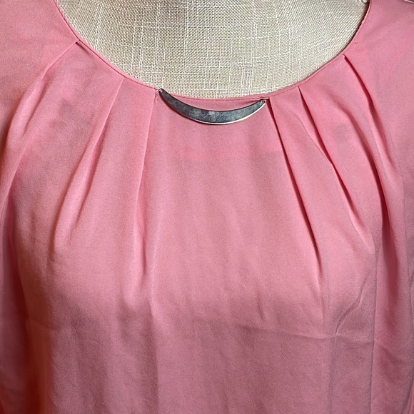 New York & Co. Pink classy top with charm size small. - Picture 2 of 5